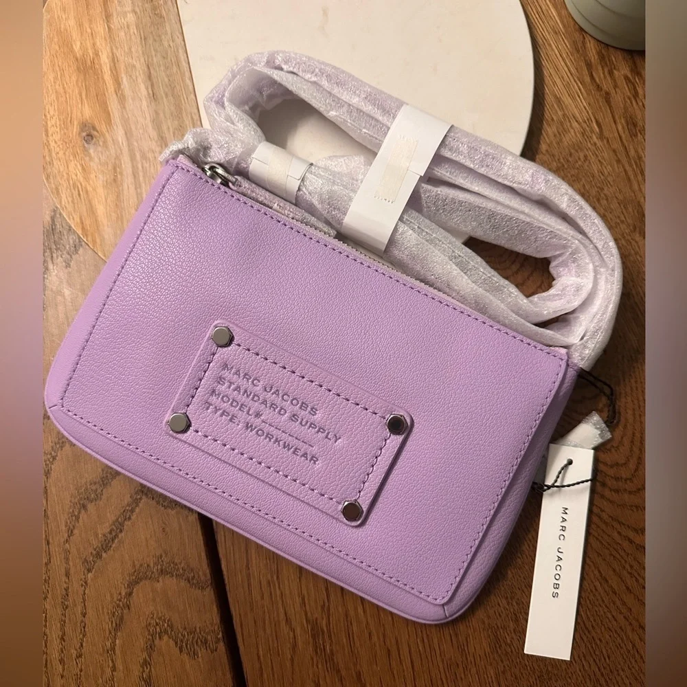NWT! NEW! Marc Jacobs Leather Crossbody Wisteria with Silver hardware Women